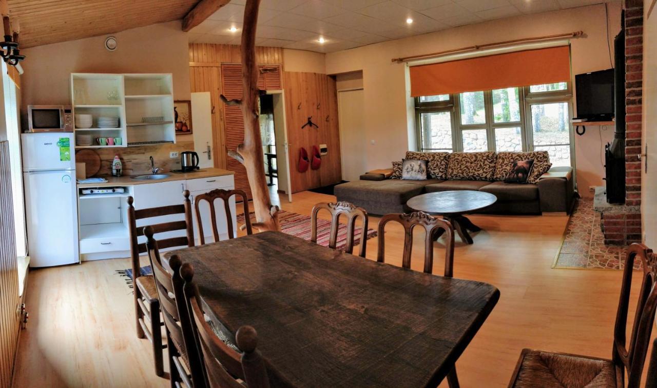 Eha Farmstay Rouge Bagian luar foto