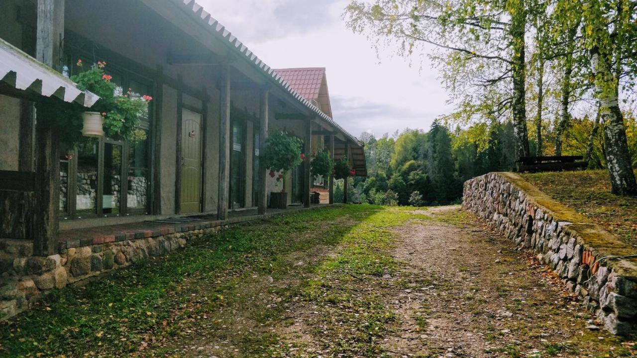 Eha Farmstay Rouge Bagian luar foto