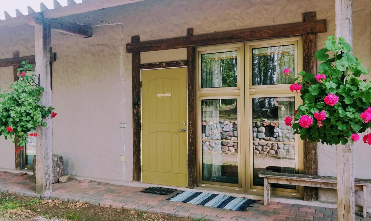 Eha Farmstay Rouge Bagian luar foto